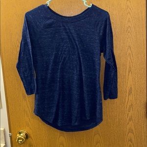 Quarter sleeve shirt